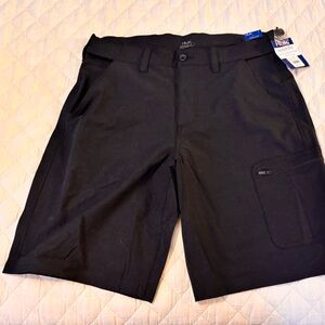 Huk Next Level 10.5 inch Short
